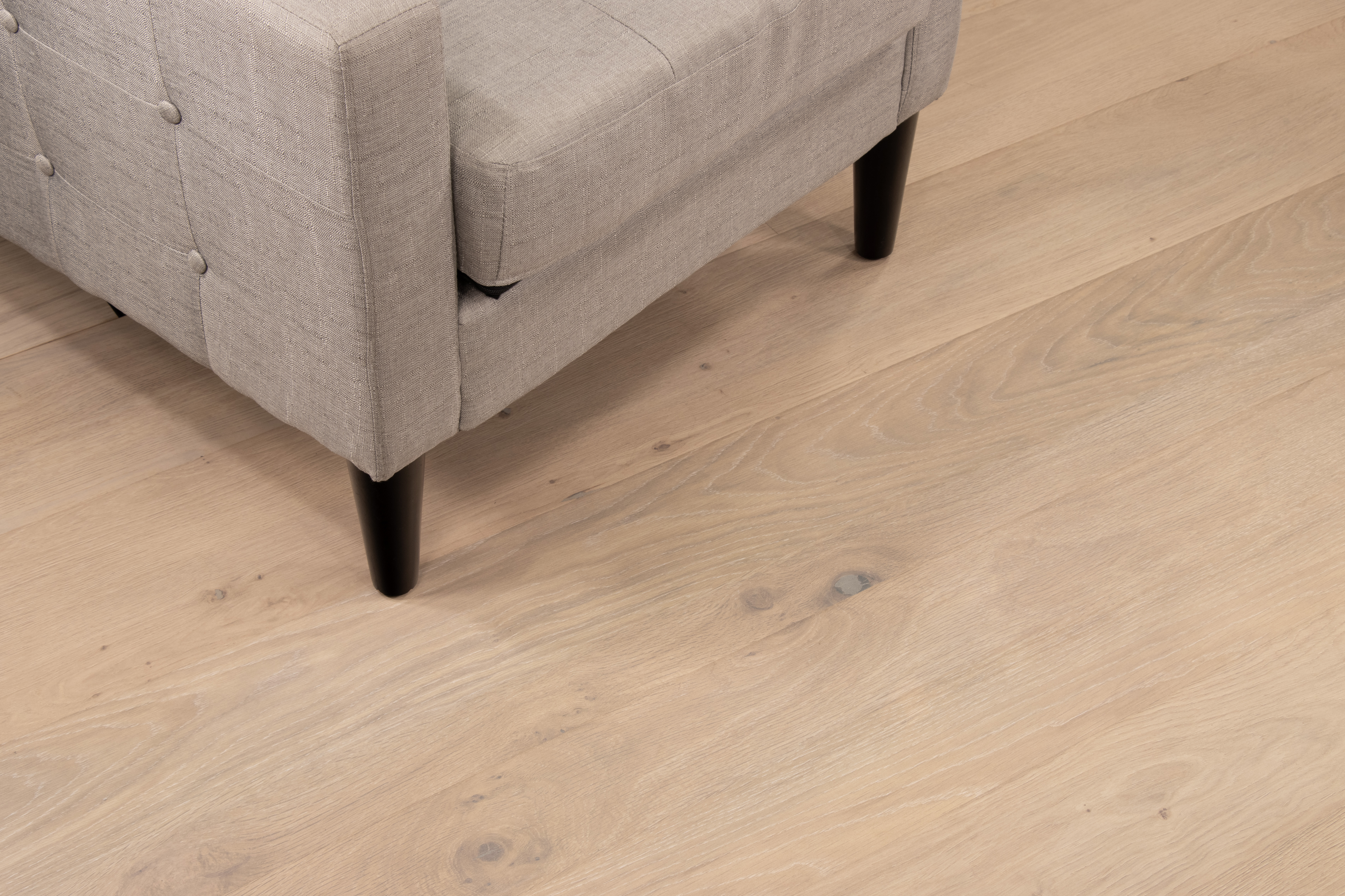 Half Moon Oak laminate flooring - Image 1