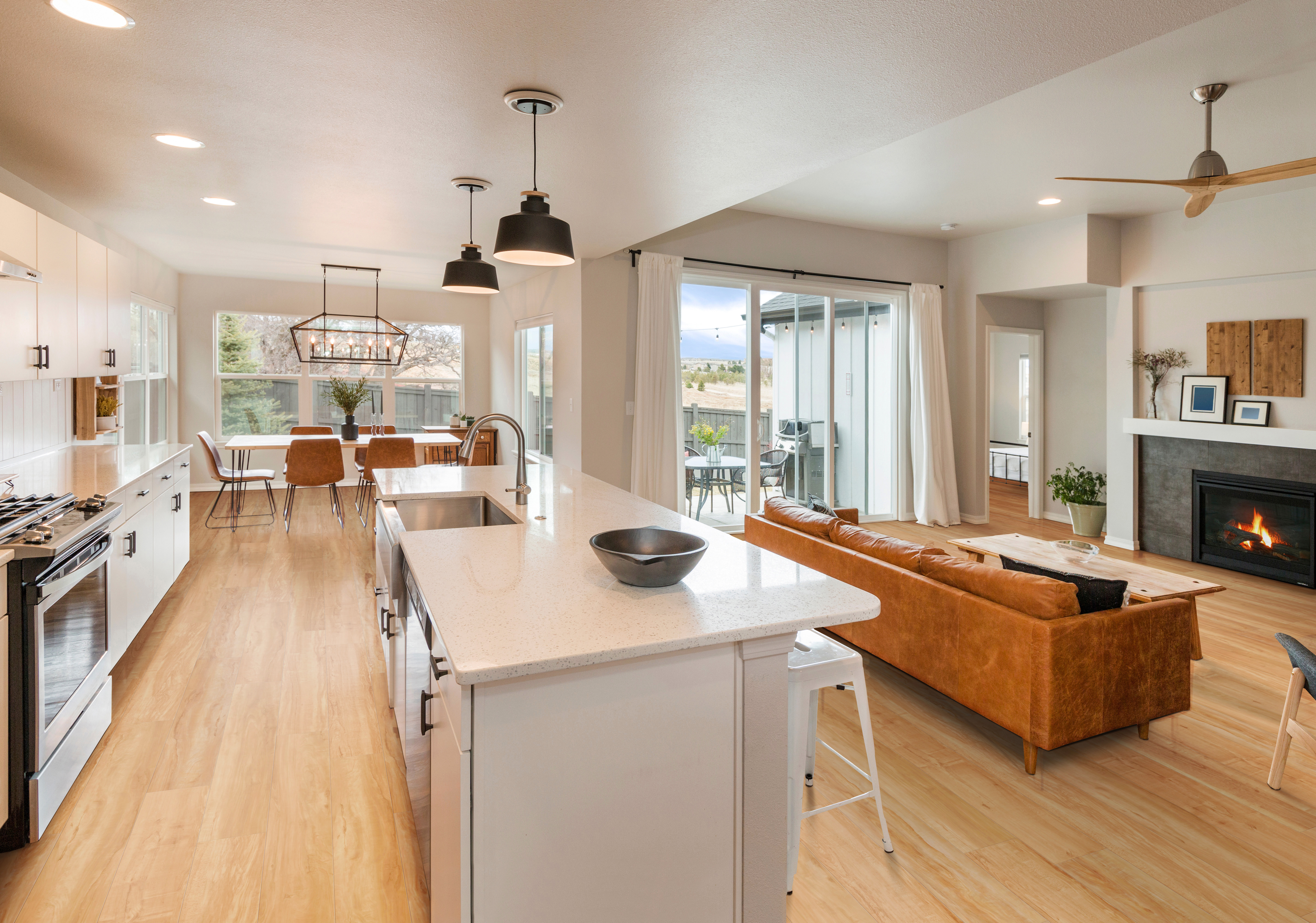 Blonde Ale Select Premium Vinyl - Mid-Century Modern Style - Image 1
